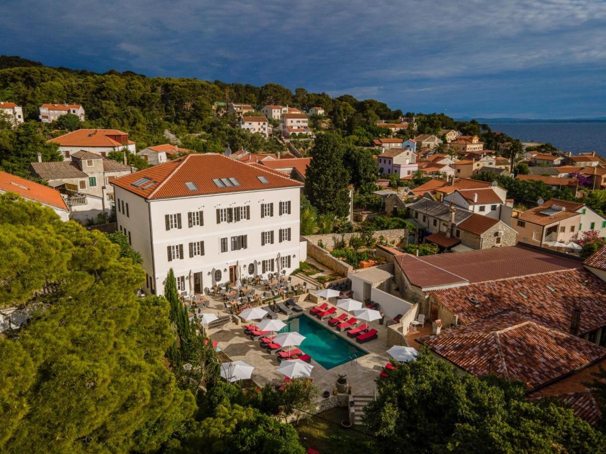 Dolphin Suites Велі-Лошинь Екстер'єр фото