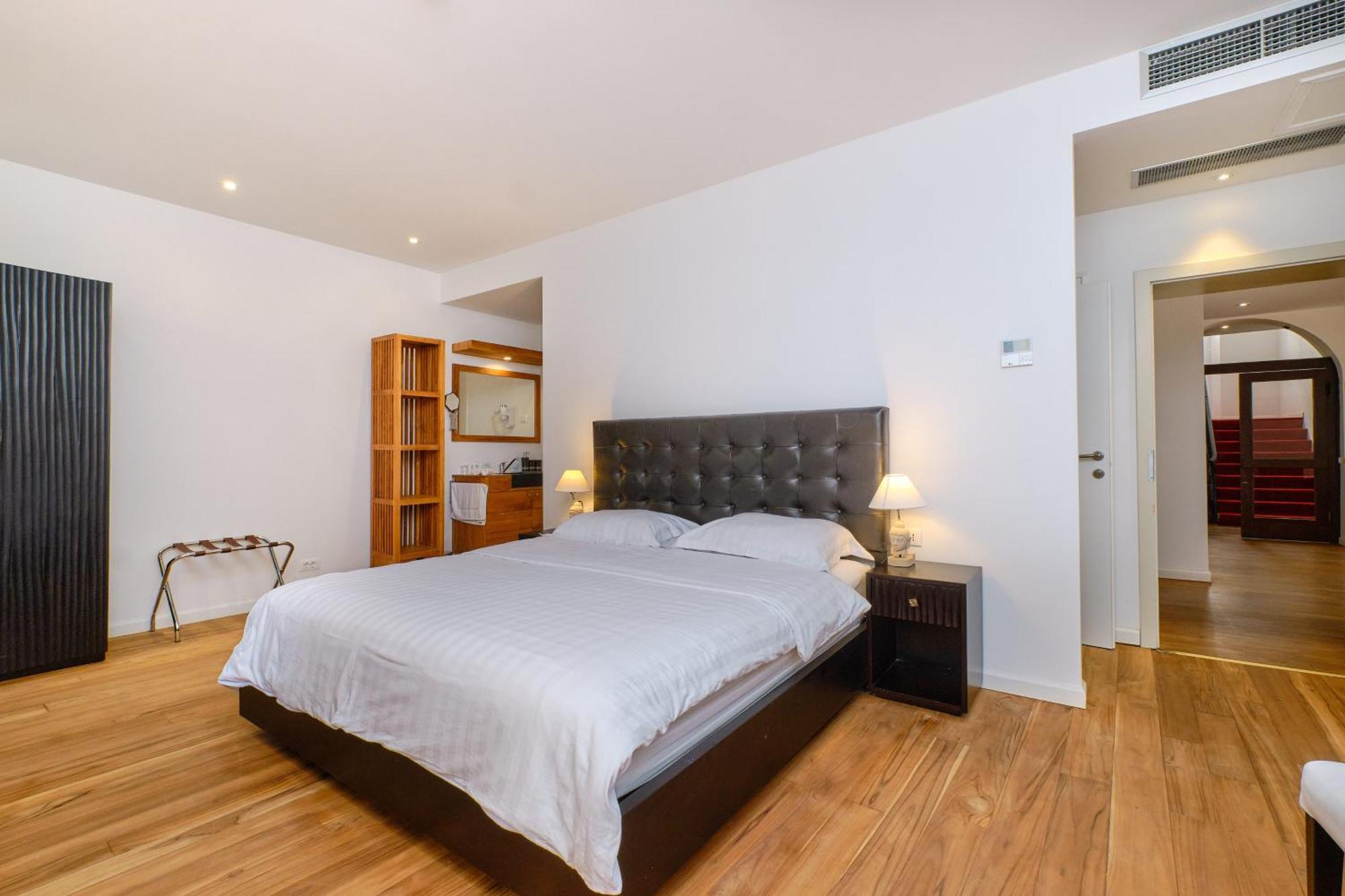 Dolphin Suites Велі-Лошинь Екстер'єр фото