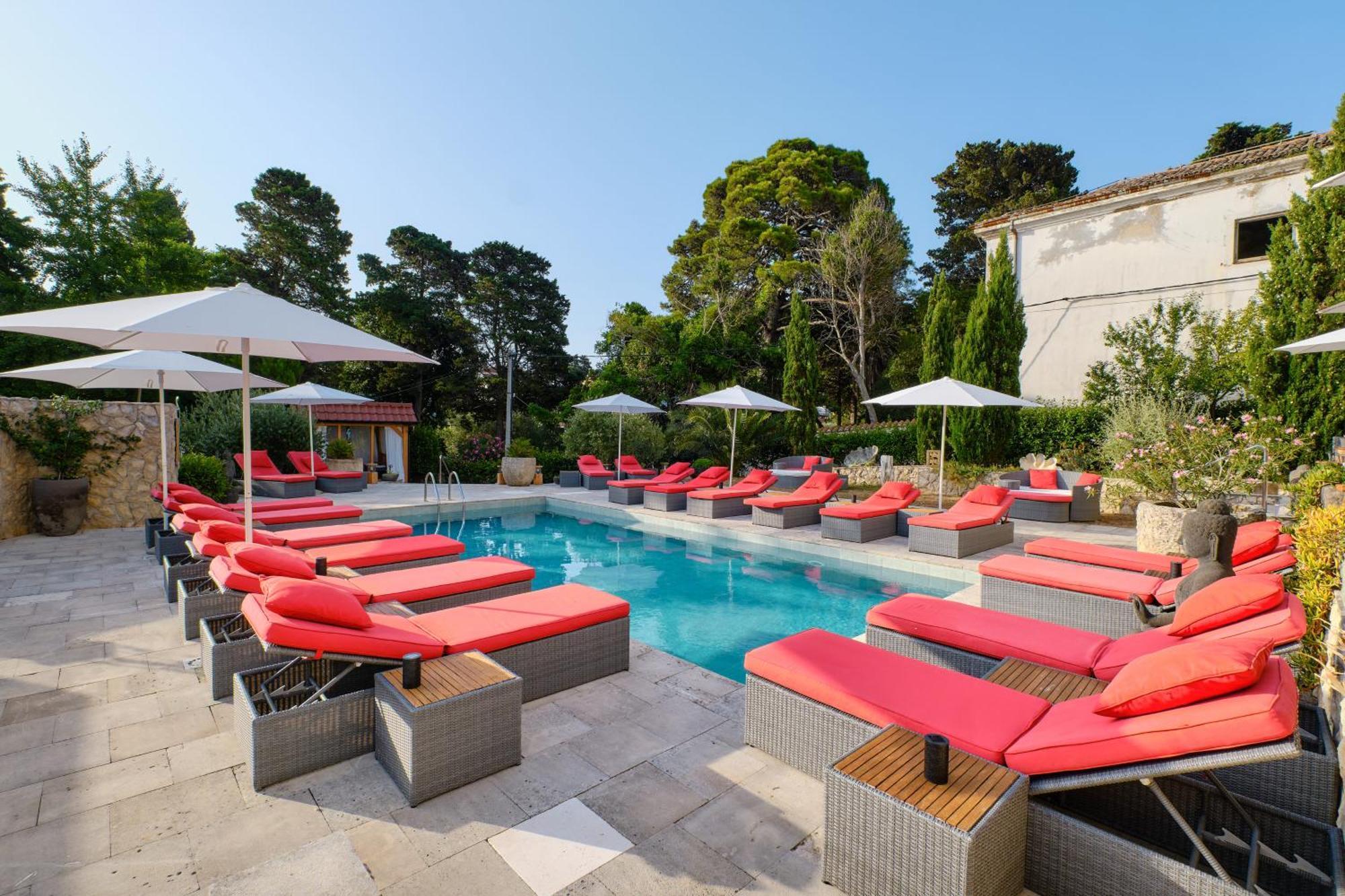 Dolphin Suites Велі-Лошинь Екстер'єр фото
